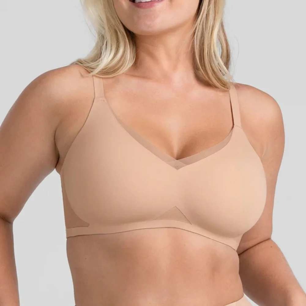 NWT HoneyLove Crossover Bra Size 3X+ 44E-G Sand Wireless‎ Tagless Comfort Beige